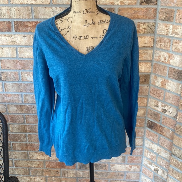Loft Sweater - Picture 1 of 4